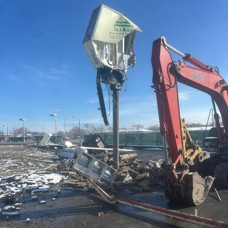 Demolition services in Bolingbrook, IL