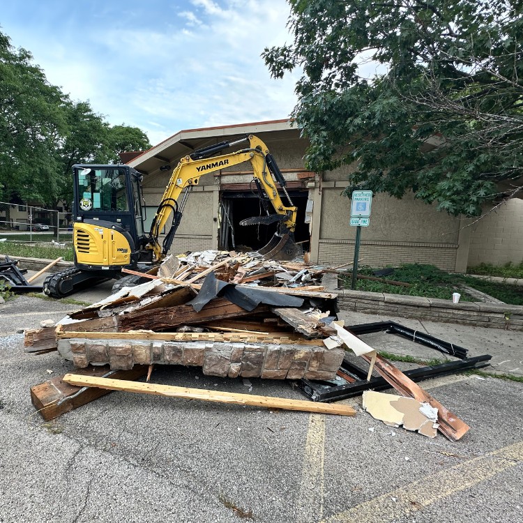 Demolition services in Bolingbrook, IL